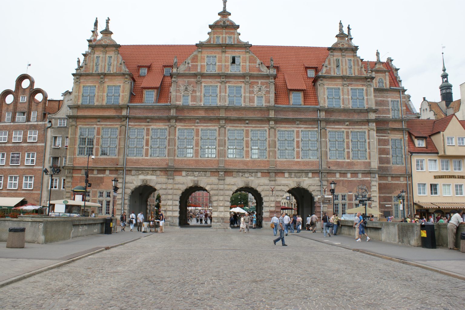 Okolica — bulwar nad Motławą